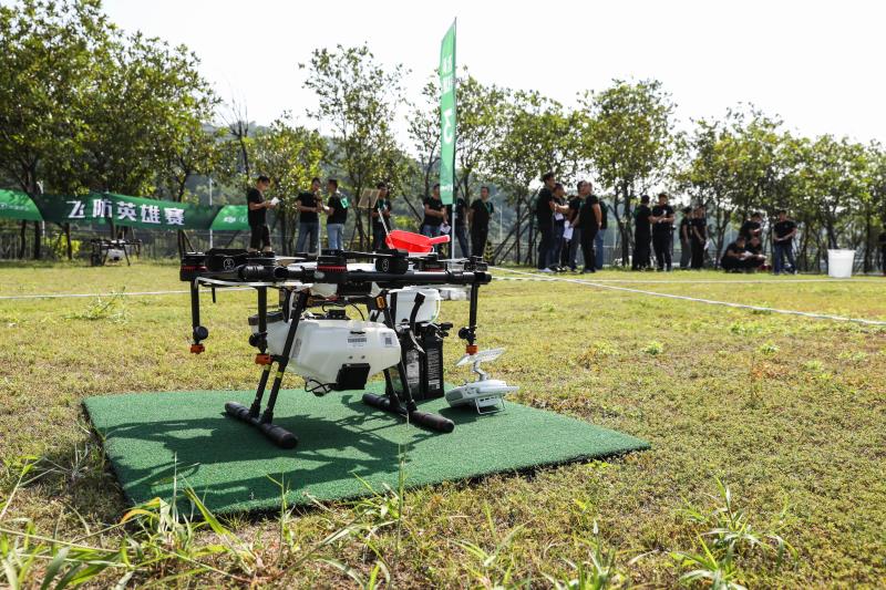 农业无人机成改写农业生产逻辑新农具 政策扶持与技术降本驱动千亿市场