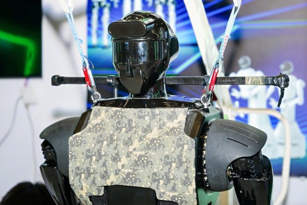 世界农业科技创新大会在北京举办,农业机器人成为博览会焦点