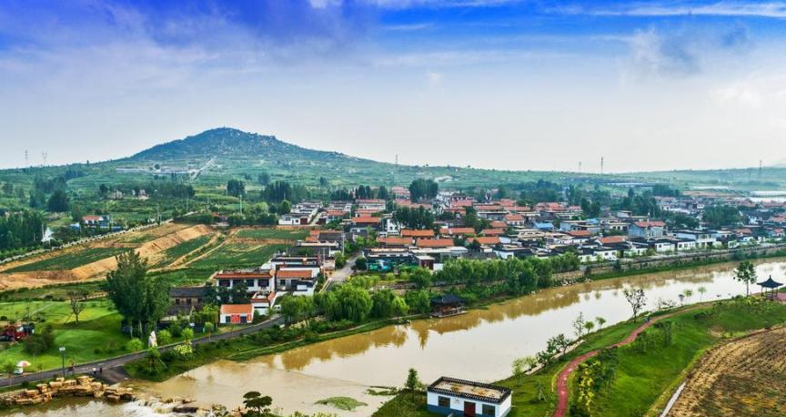 邹城‘片区化’模式：小村庄联出乡村振兴新图景