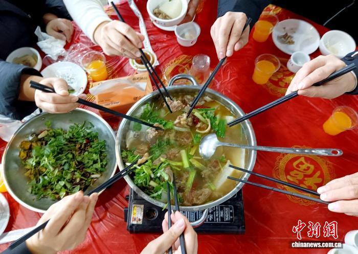 冬至羊肉&ldquo;热&rdquo;起来 乡村振兴&ldquo;旺&rdquo;起来，东安&ldquo;羊产业&rdquo;带动千户增收致富