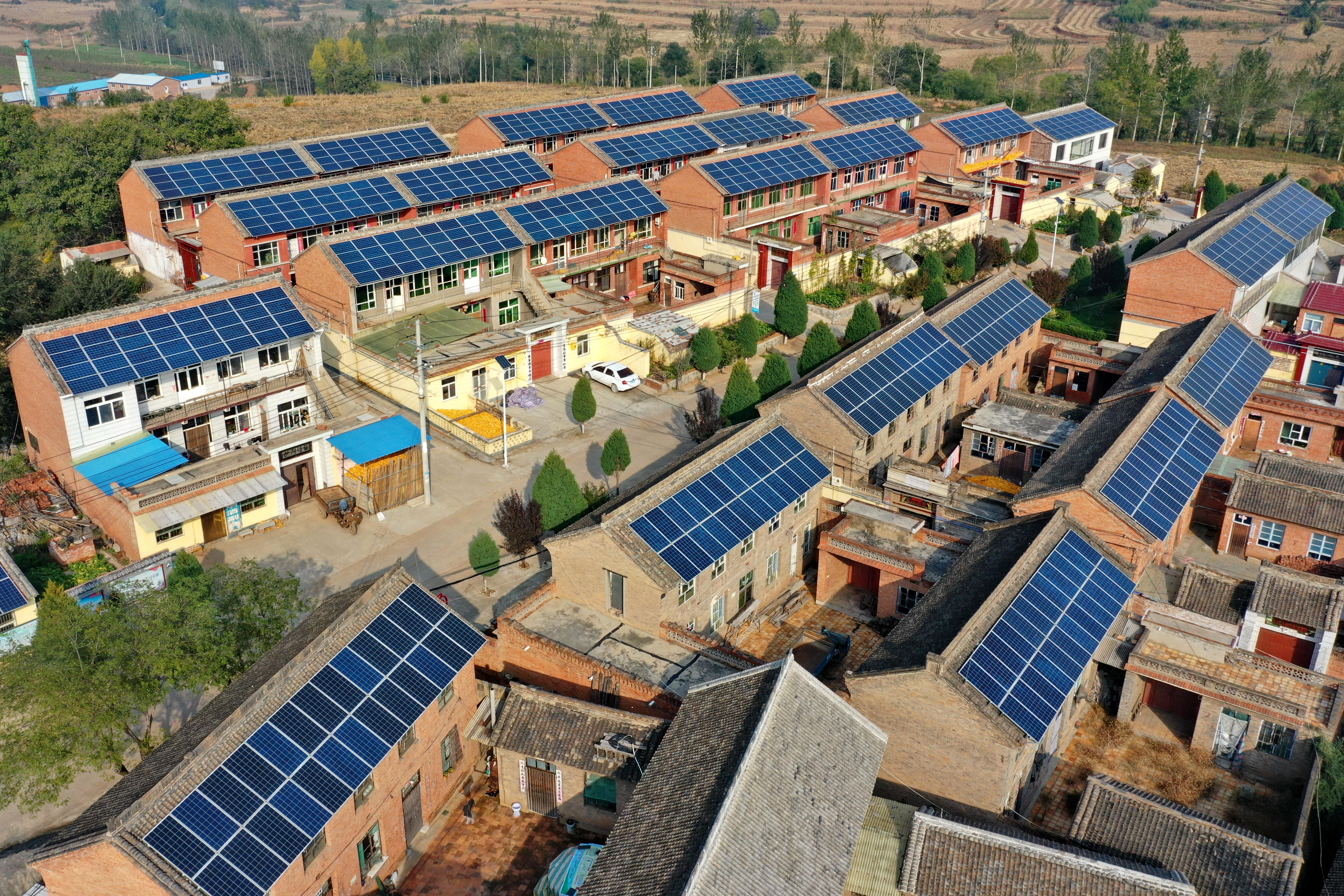 陕西“光伏+”:照亮乡村绿色振兴新征程