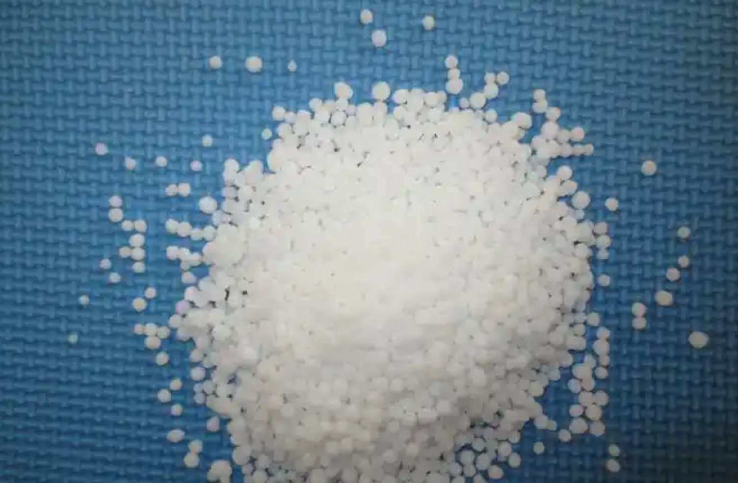 尿素能当叶面肥吗?