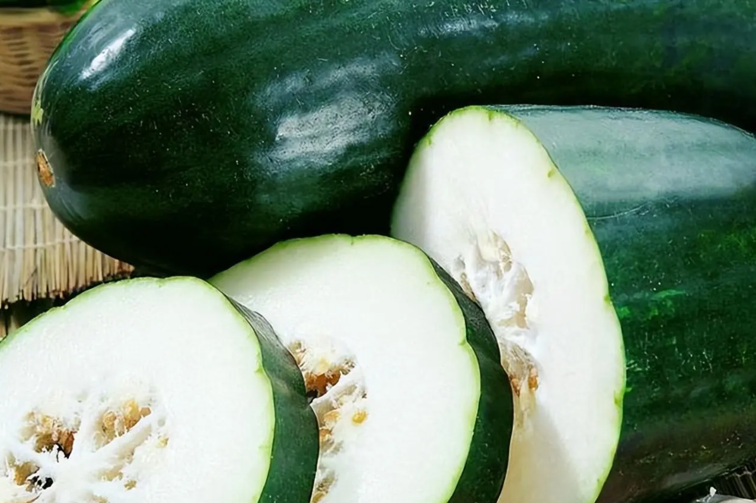 冬瓜有什么特征?长圆筒形外表挂白霜等 “身份证” 信息说明