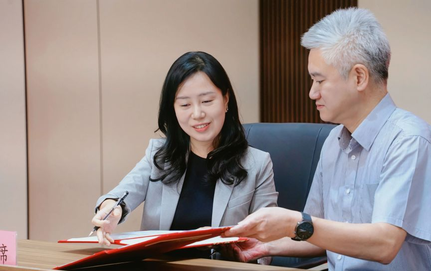 农业合作社工作场景