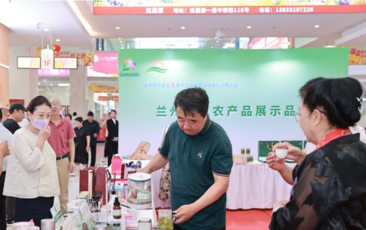 经验分享与产业推介环节