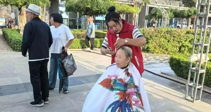 石堡镇便民服务